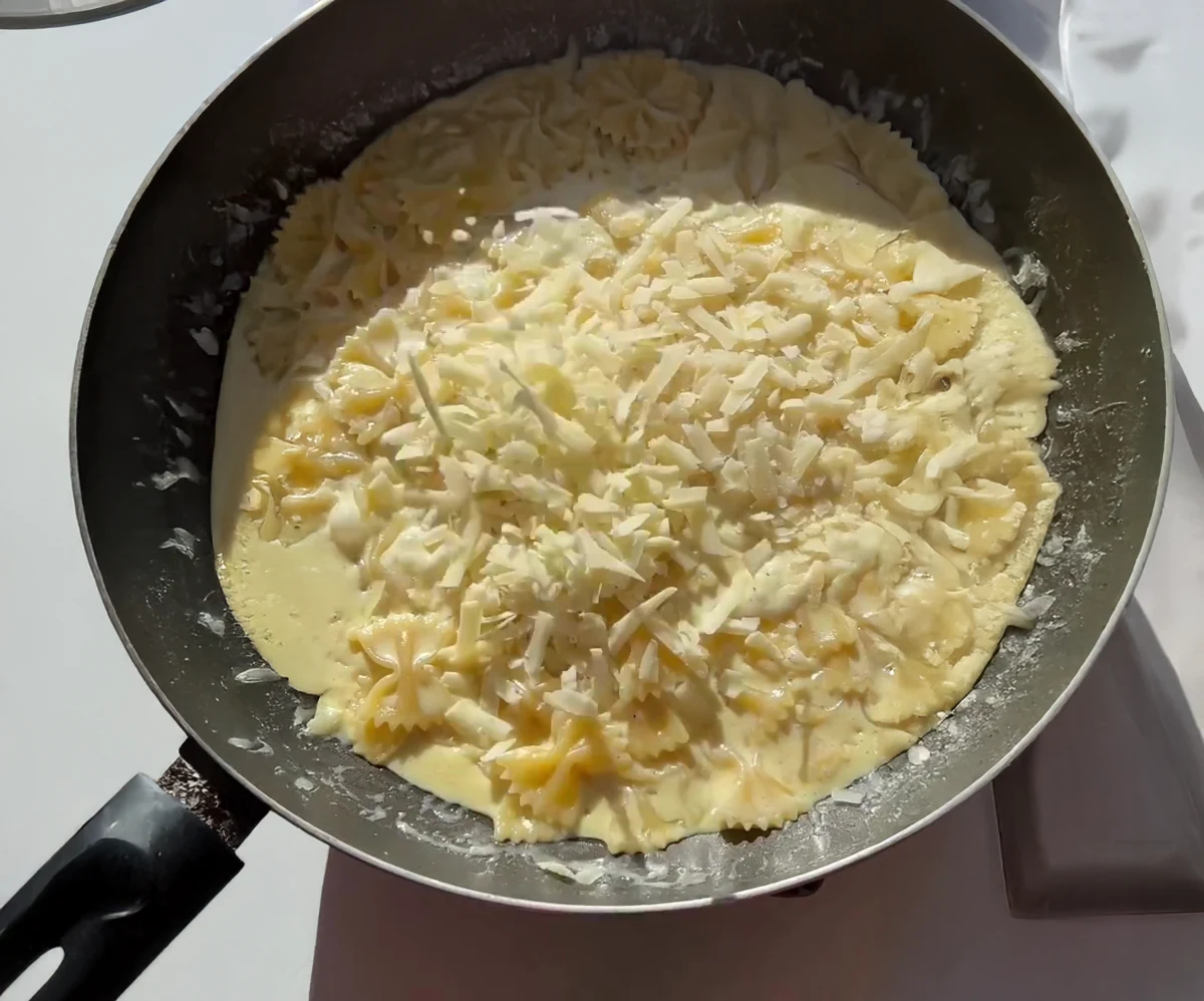 Truffle Mac & Cheese (Bowtie Pasta)