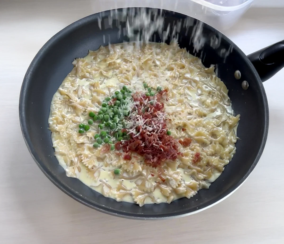 Creamy Bowtie Pasta with Peas and Prosciutto