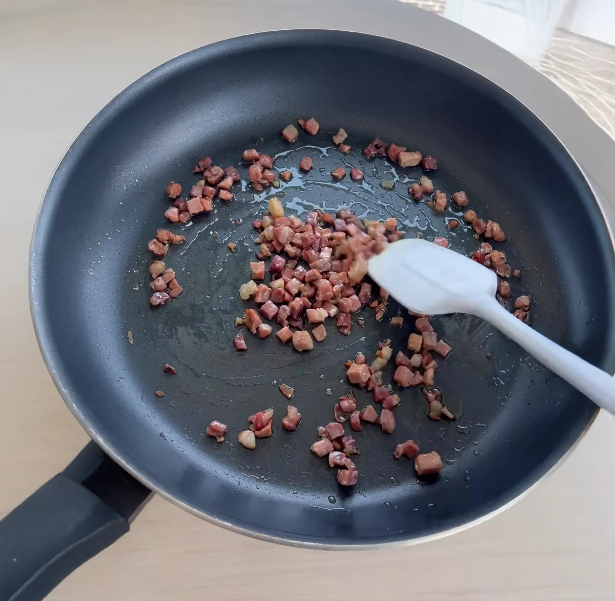Creamy Tomato Pancetta Pasta with Peas