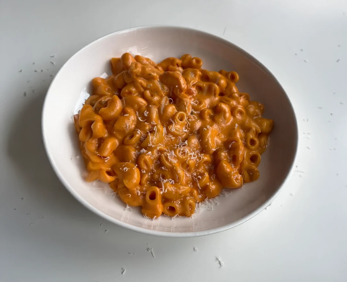 Pink Sauce Mac & Cheese