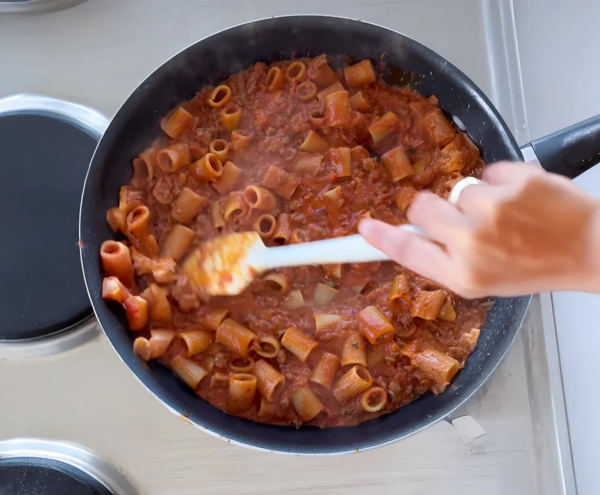 Bolognese with Burrata