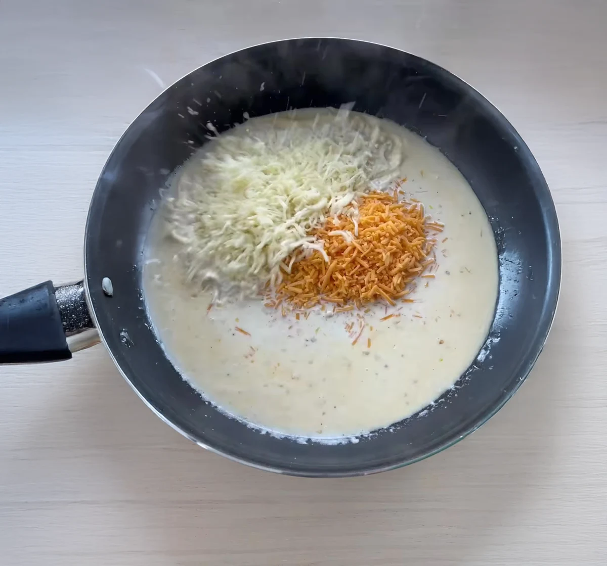 Mac & Cheese Wheel Pasta