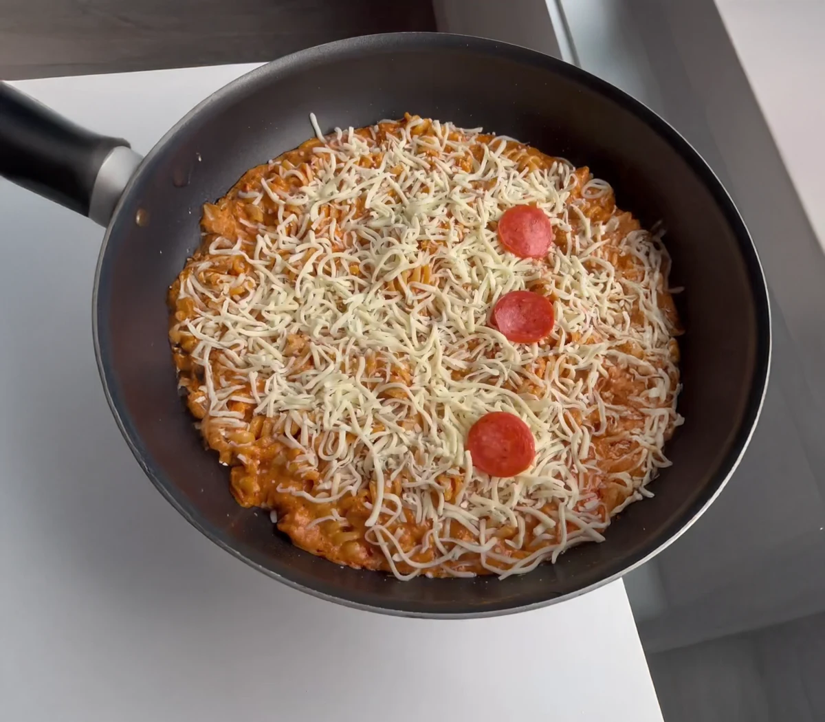 Truffle Pizza Pasta Bake