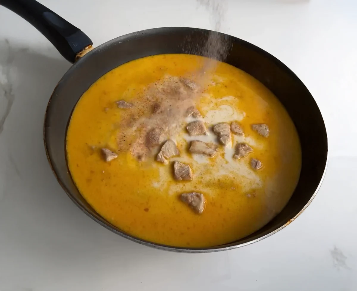 One Pot Chicken Broccoli Alfredo Pasta