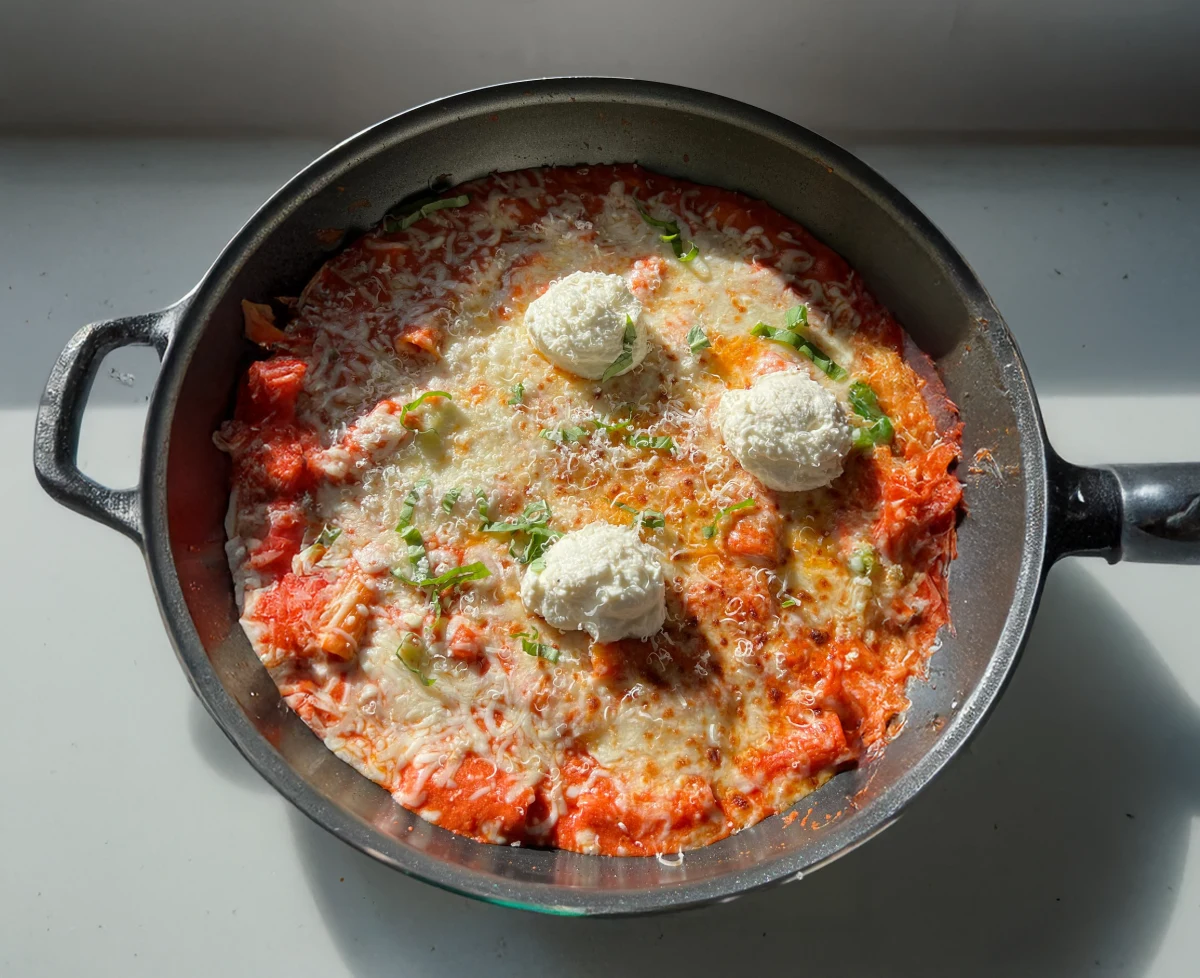 Baked Ziti with Ricotta, Mozzarella & Parmesan