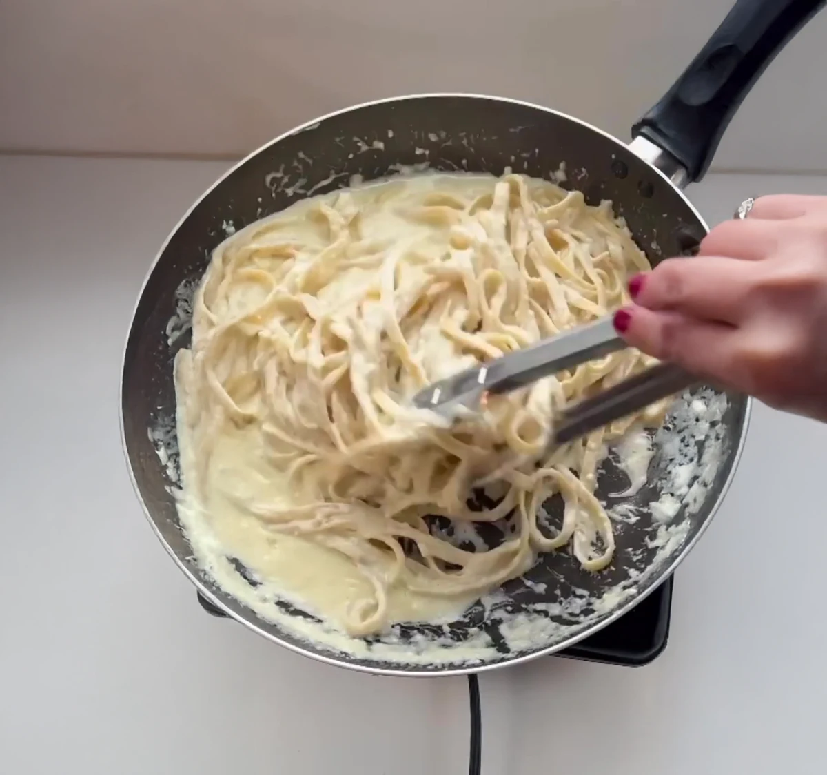 Extra Creamy Alfredo Fettuccine