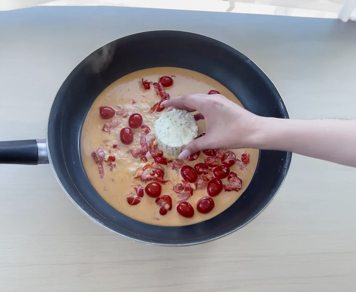 Creamy Boursin Cheese Pasta with Tomatoes