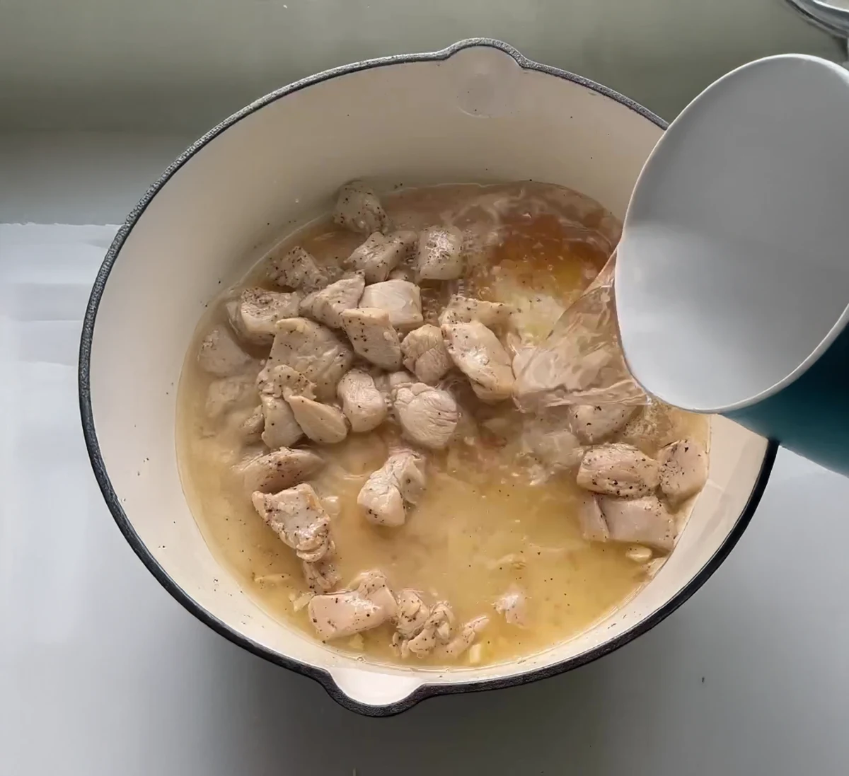 One Pot Chicken Alfredo Pasta