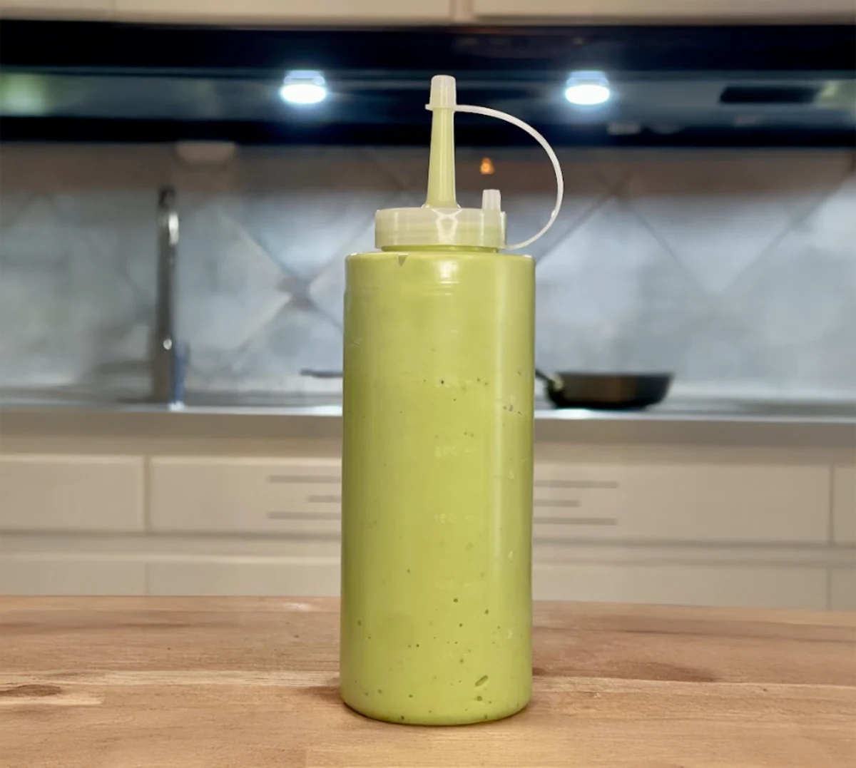 Creamy Avocado Garlic Sauce