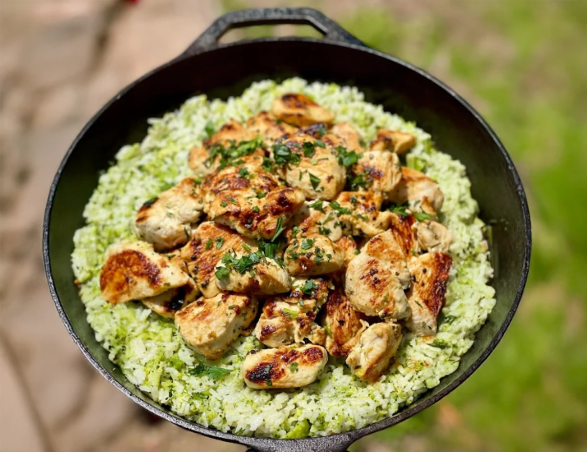 Lemon Garlic Chicken with Broccoli Cheddar Rice