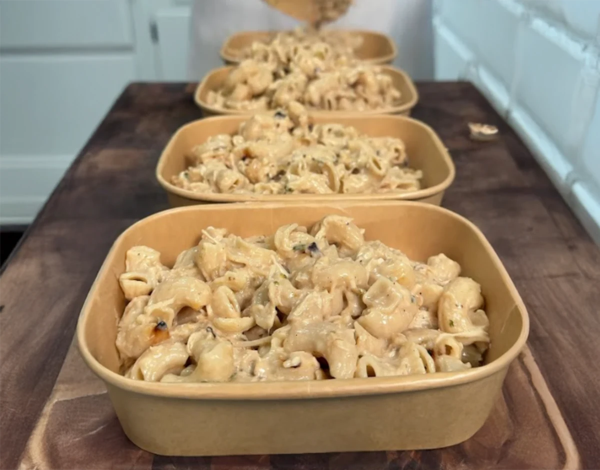 High Protein Shredded Chicken Alfredo Meal Prep