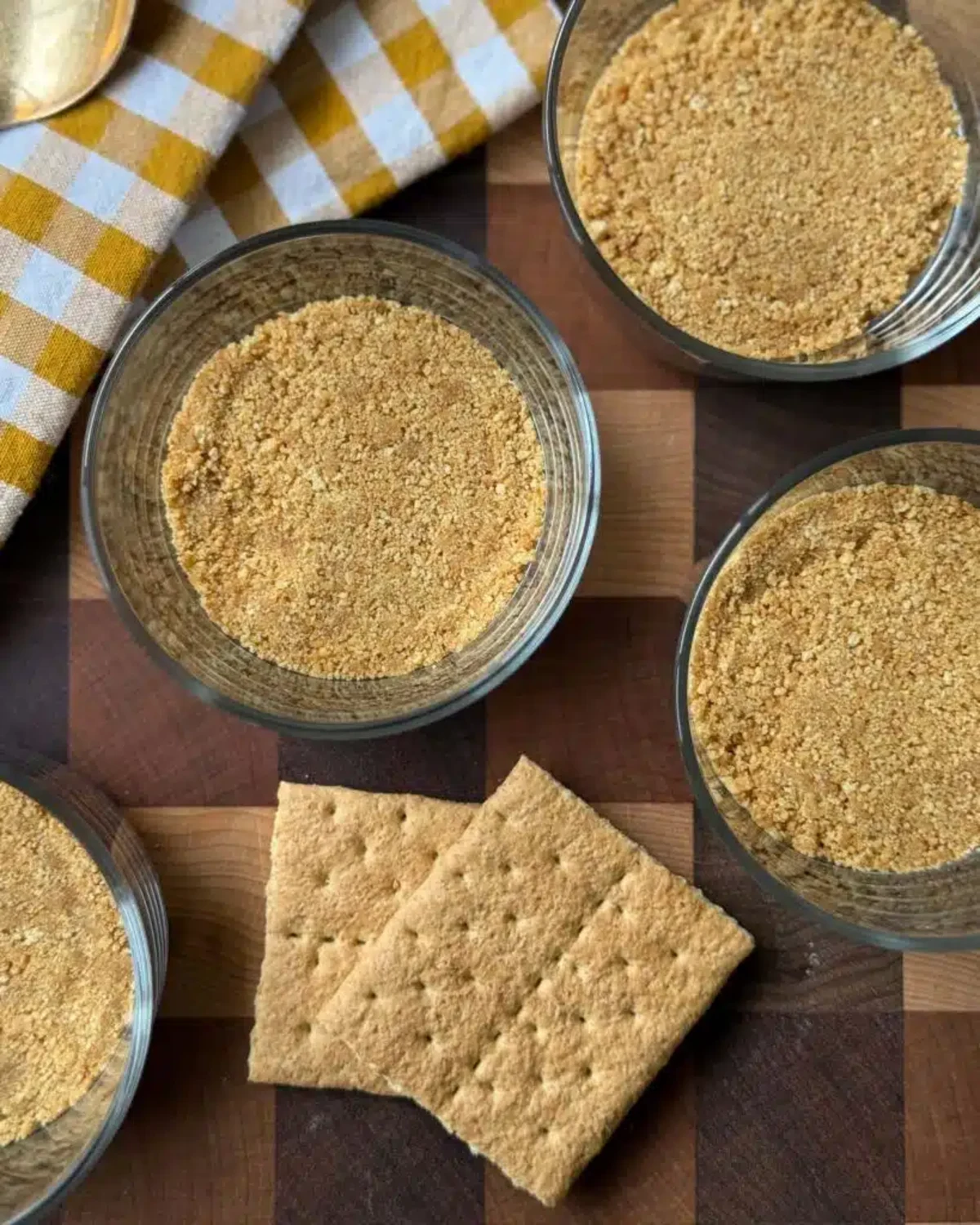 Individual No Bake Cheesecakes