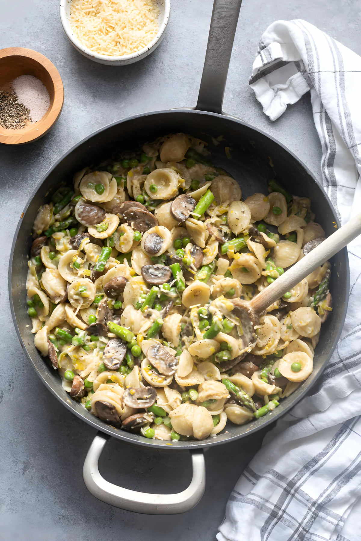 One Pot Spring Pasta Primavera