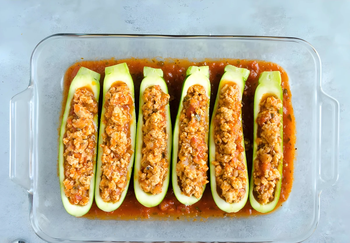 Chicken Parmesan Stuffed Zucchini Boats