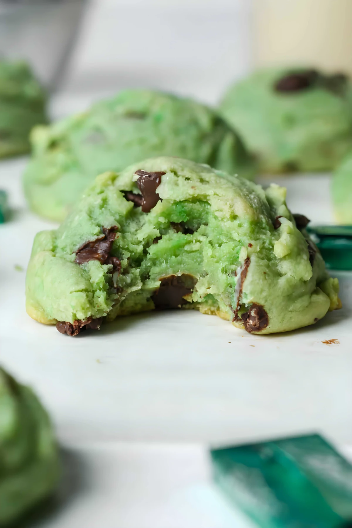 Mint Chocolate Chip Cookies