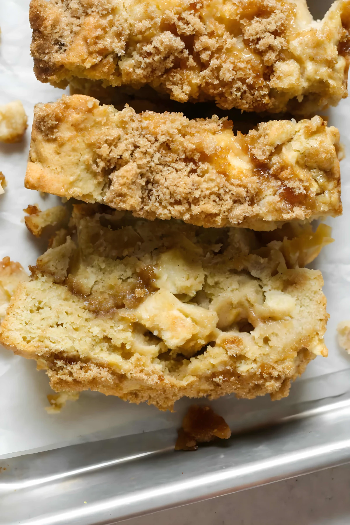 Apple Cinnamon Bread