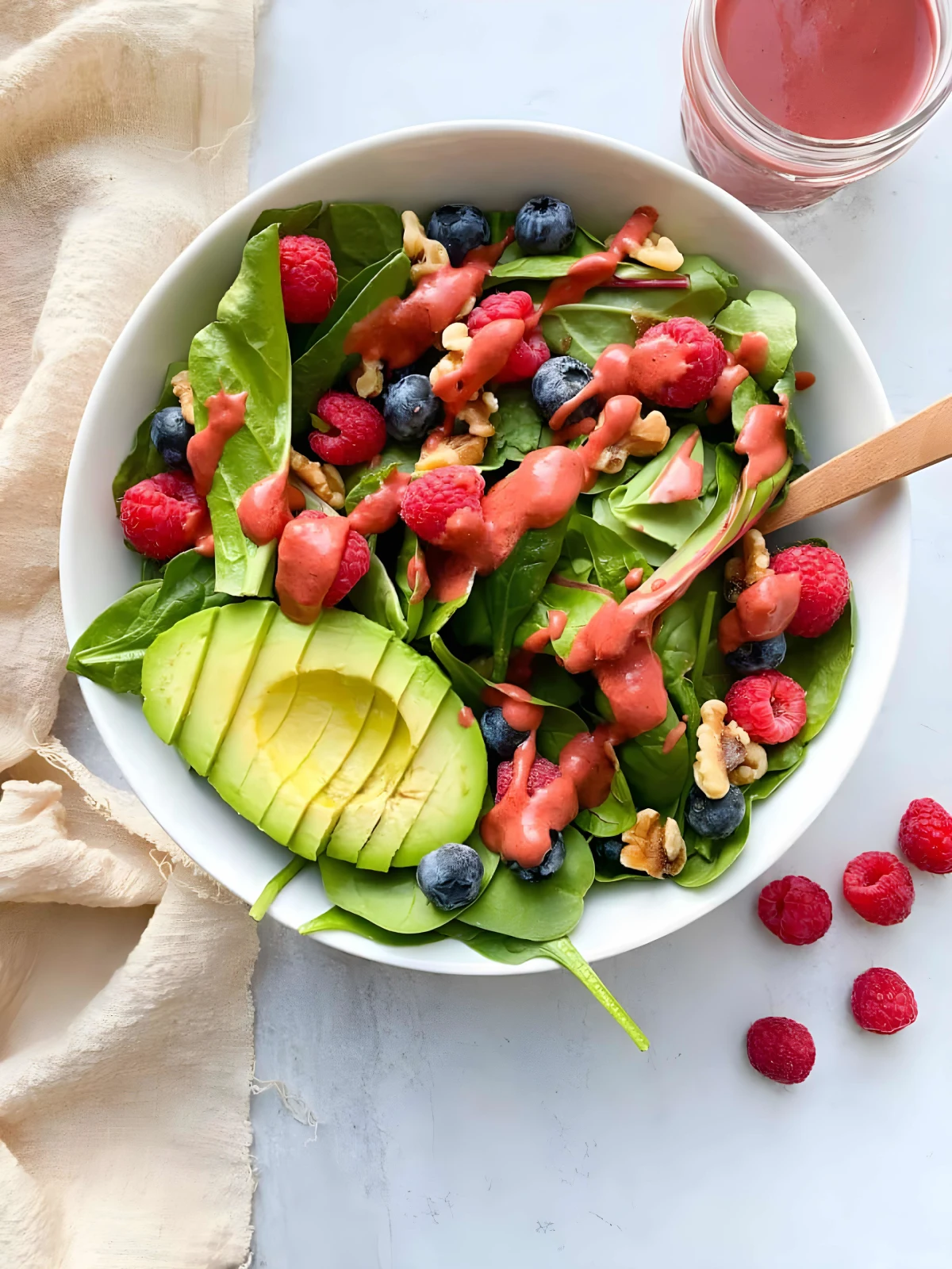 Whole30 Berry Salad with Raspberry Vinaigrette