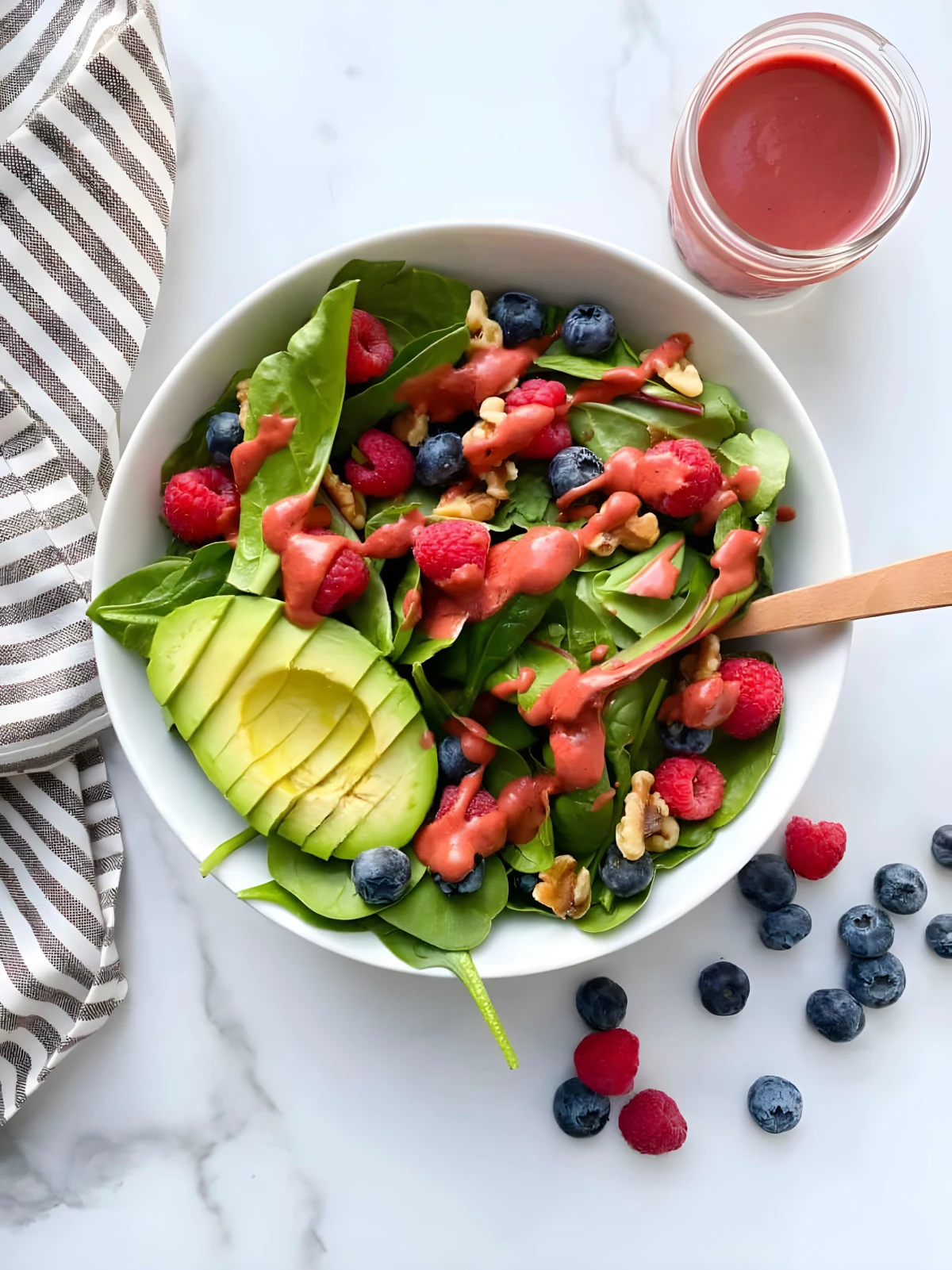 Whole30 Berry Salad with Raspberry Vinaigrette