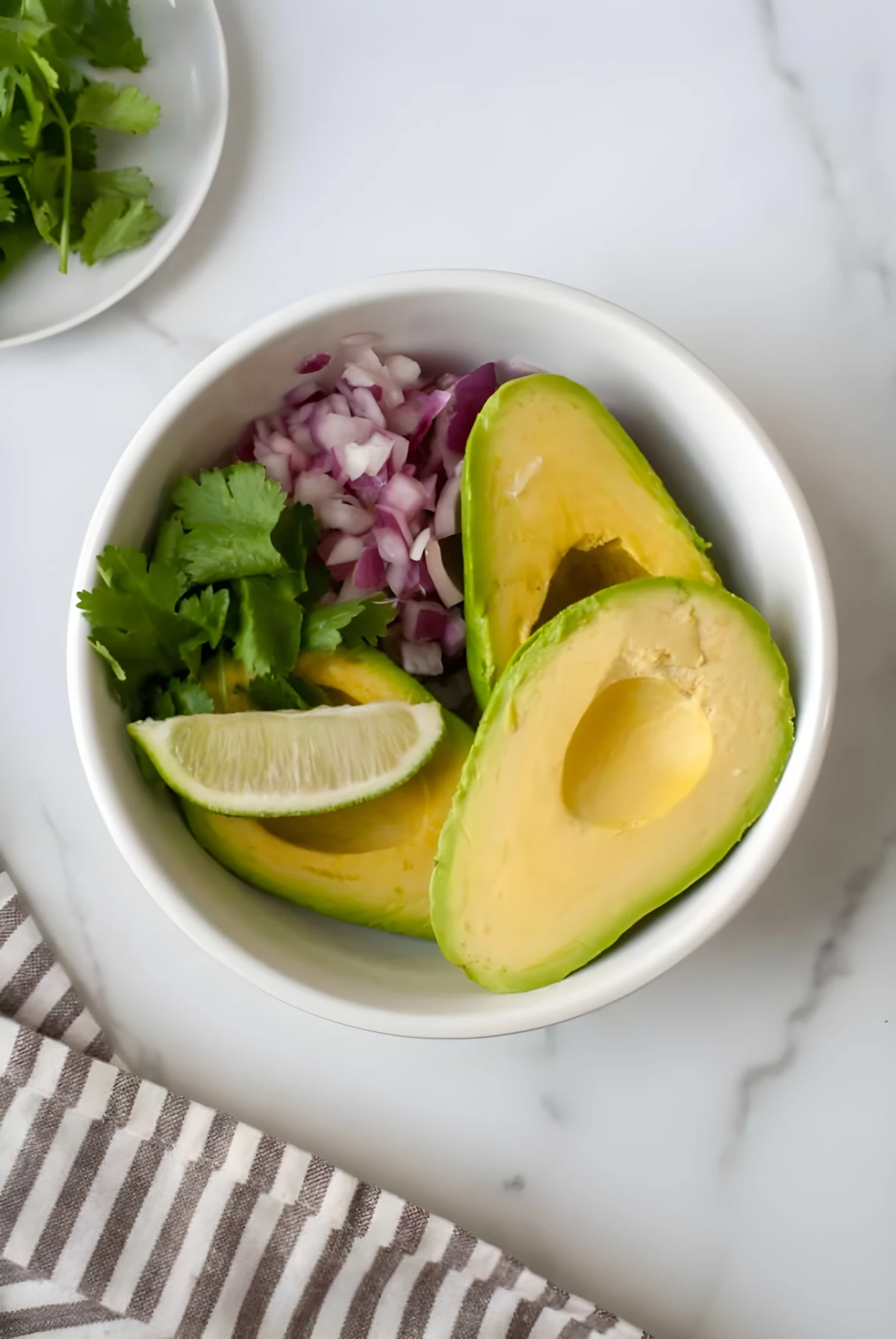 Whole30 Guacamole (Vegan, AIP Friendly)