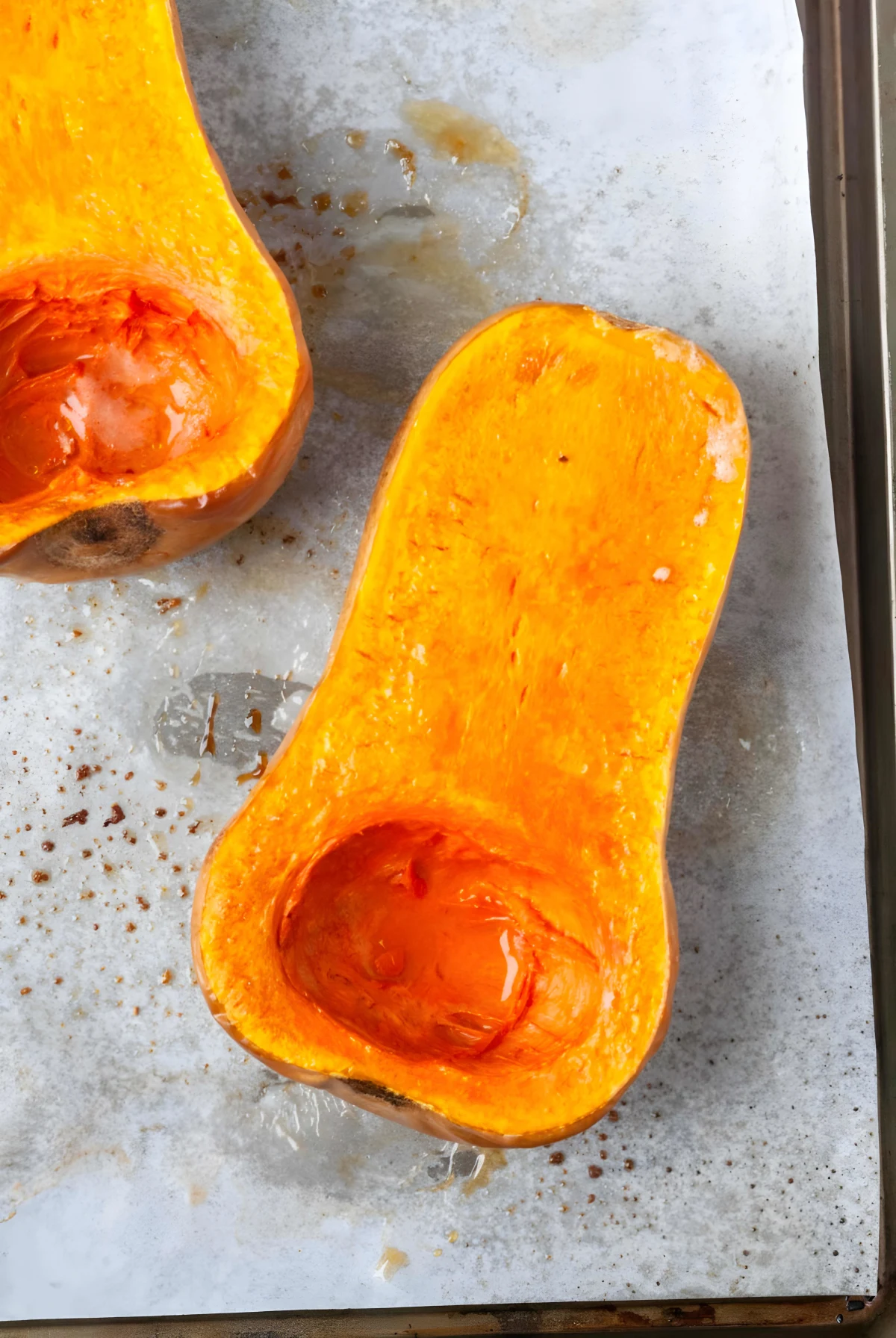 Whole30 Sausage Apple Stuffed Butternut Squash