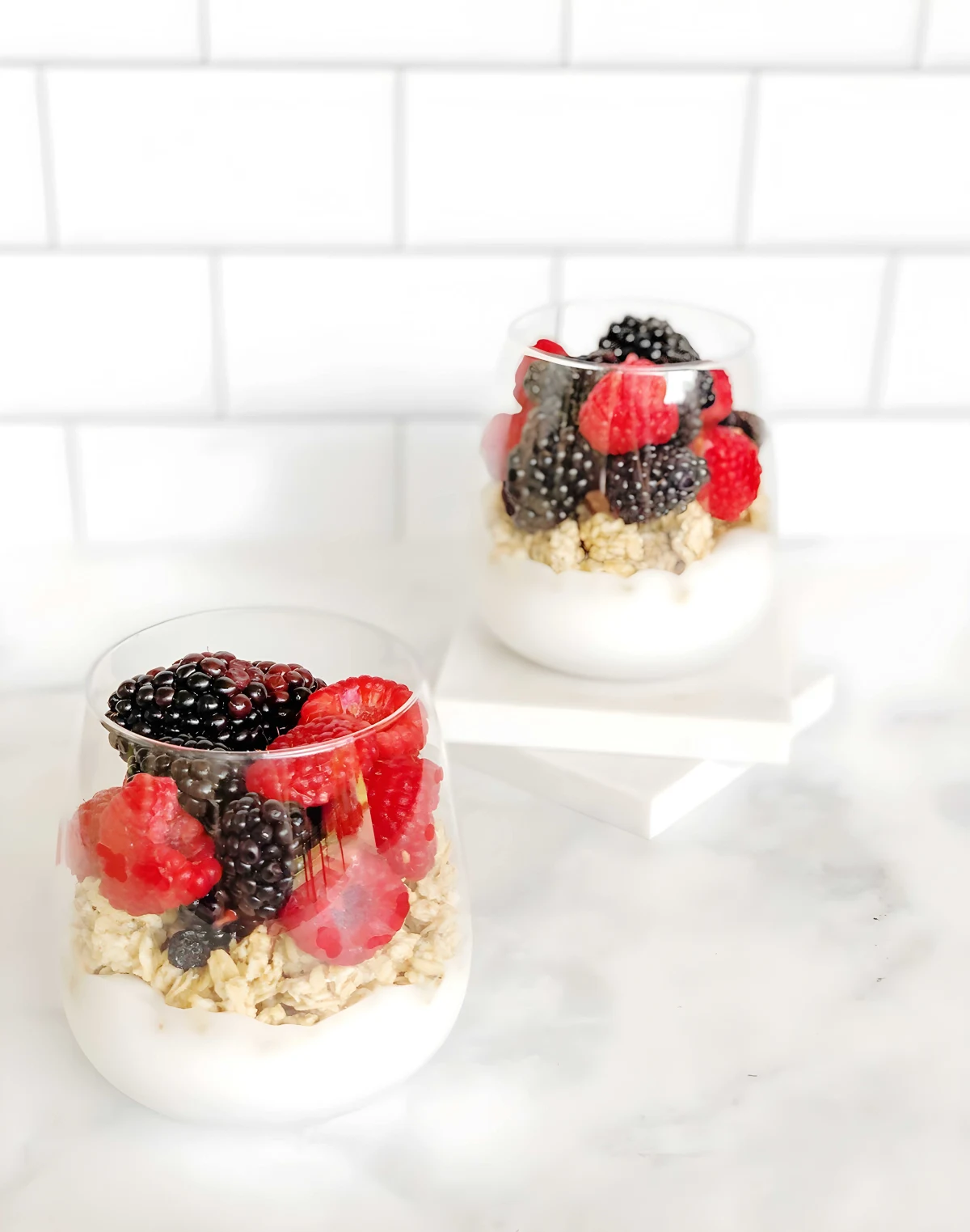 Vegan Mixed Berry Yogurt Parfait
