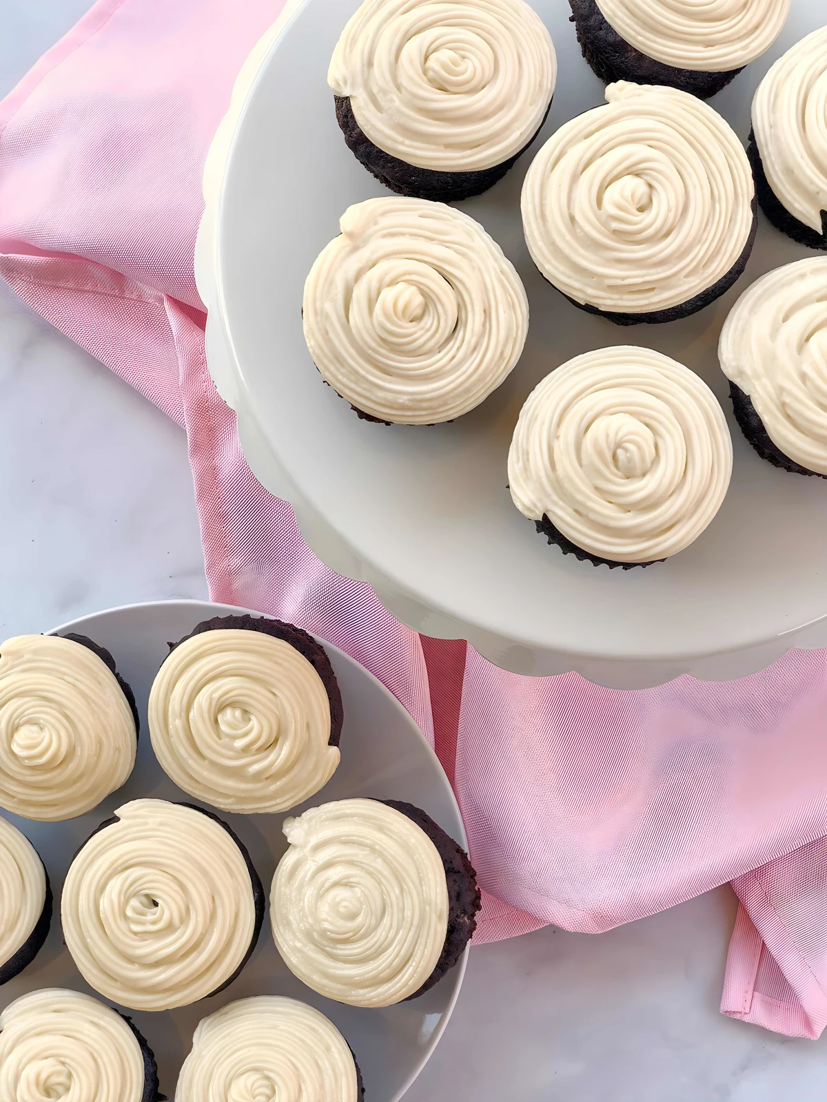 Easy Vegan Chocolate Cupcakes