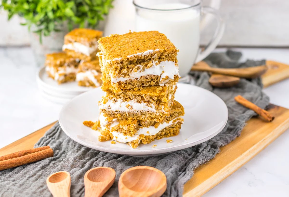 Oatmeal Cream Pie Bars