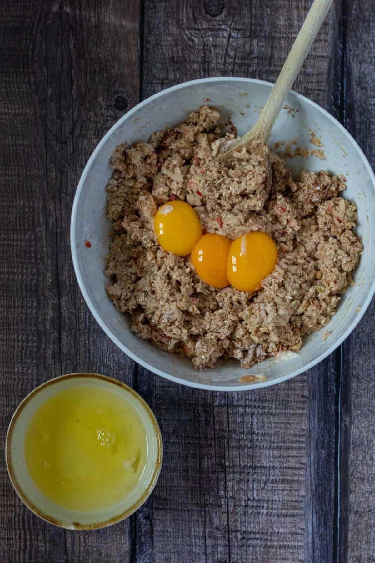 Healthy Apple Bread with Cinnamon