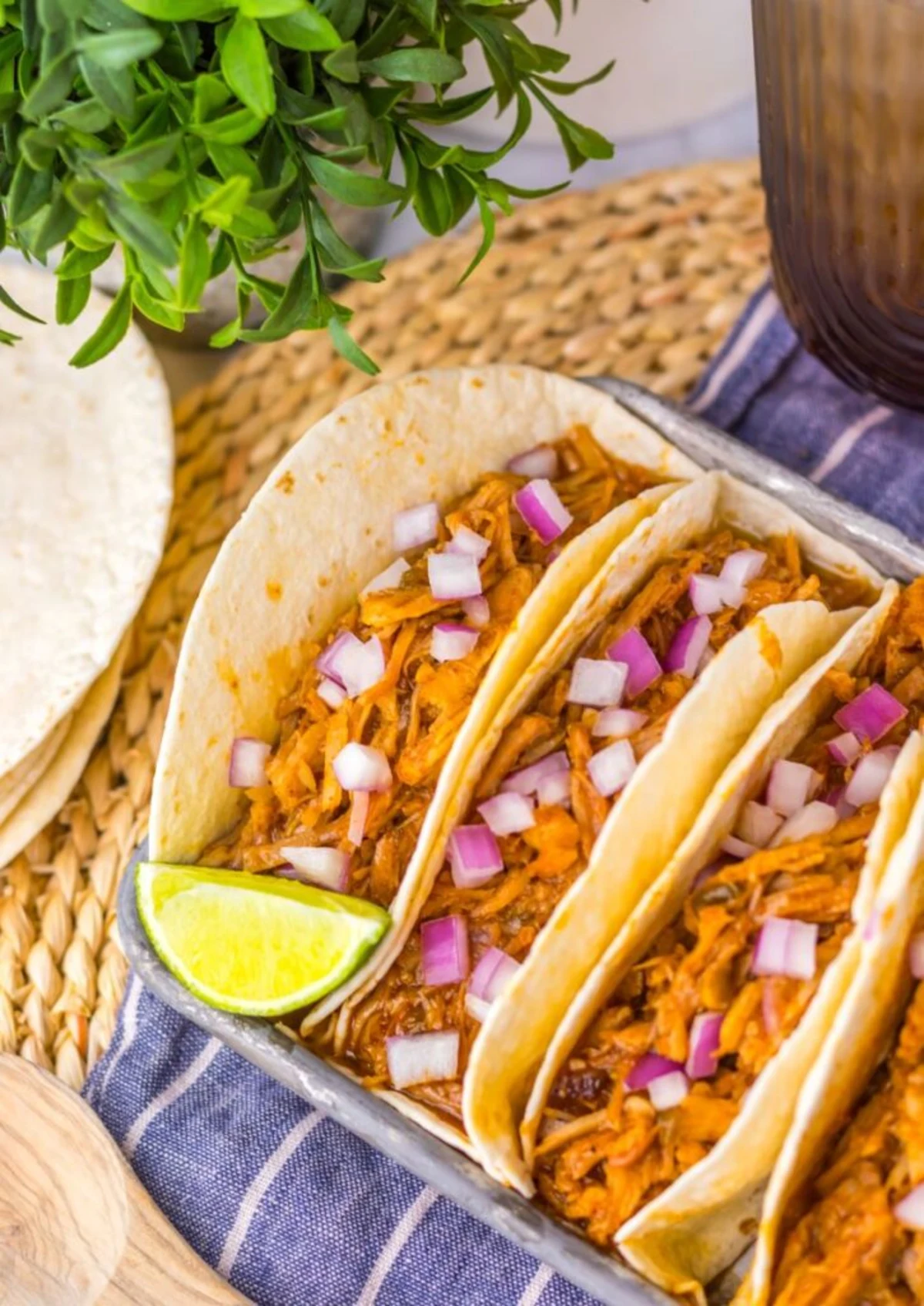 Slow Cooker Shredded Pork Tacos