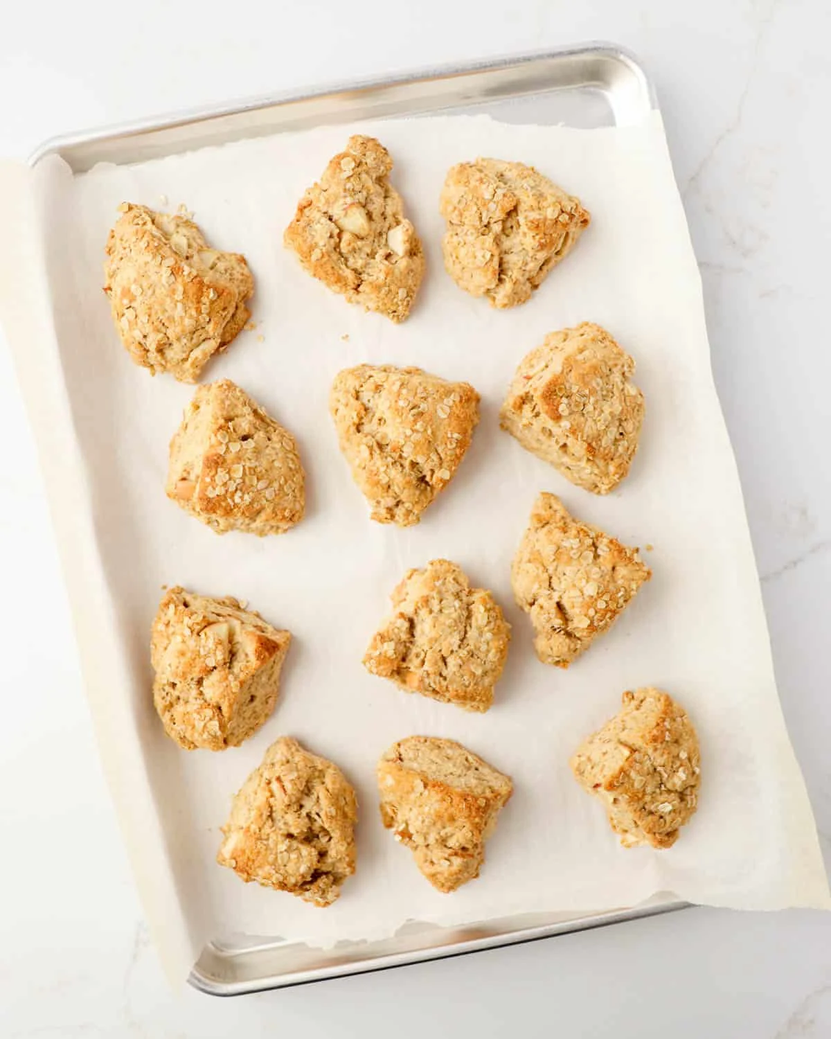 Apple Cinnamon Oatmeal Scones