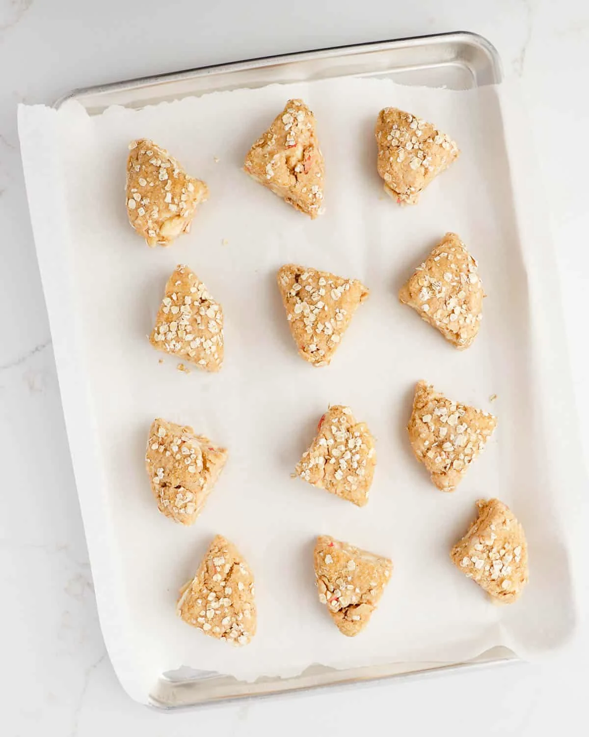 Apple Cinnamon Oatmeal Scones