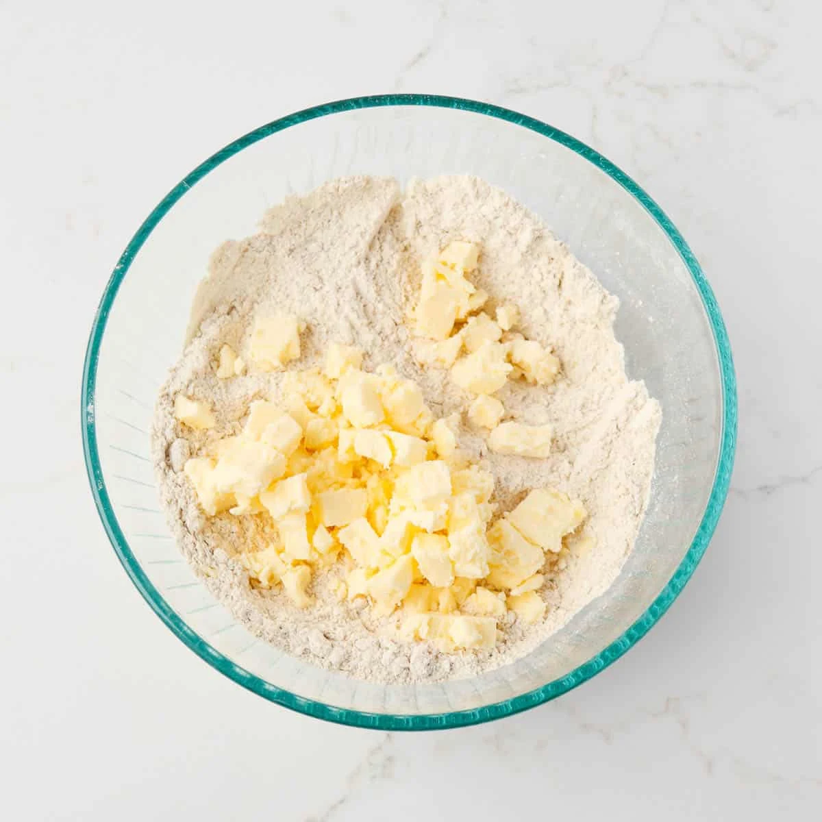 Apple Cinnamon Oatmeal Scones