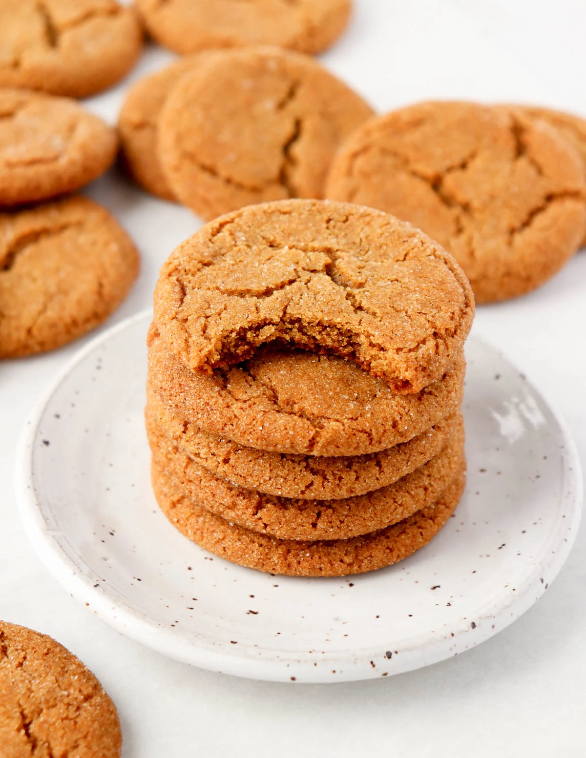 Chewy & Spicy Ginger Molasses Cookies