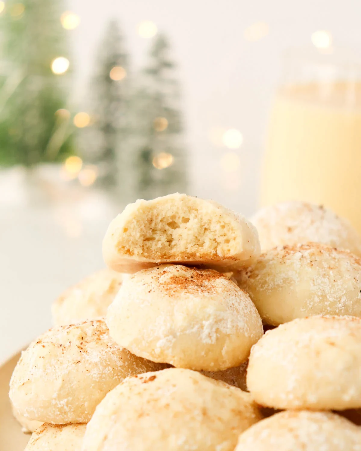 Eggnog Shortbread Cookies
