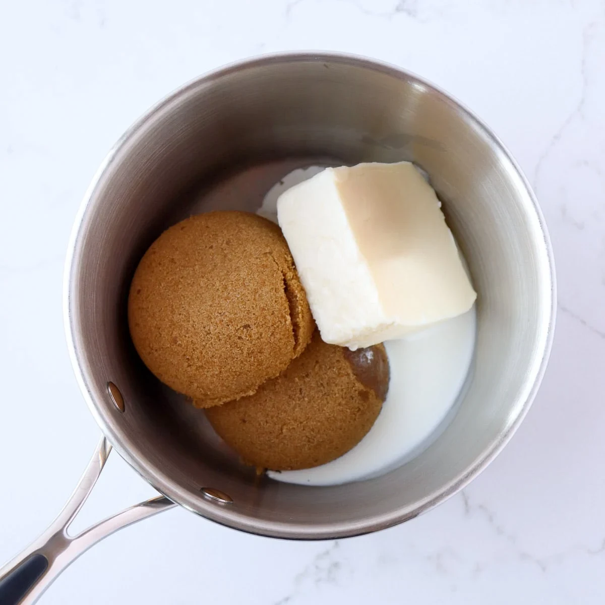 Pumpking Spice Cupcakes with Salted Caramel Frosting