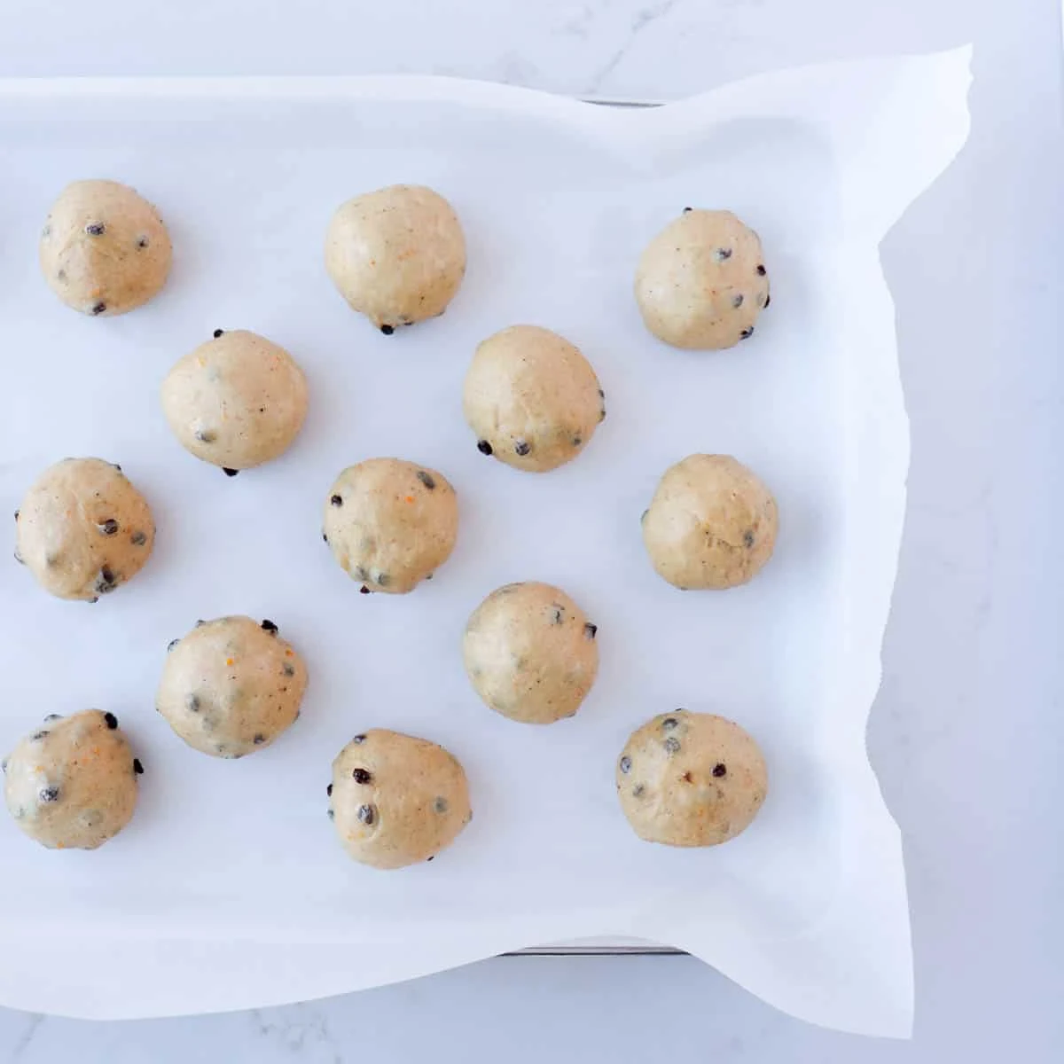 Currant Hot Cross Buns with Icing