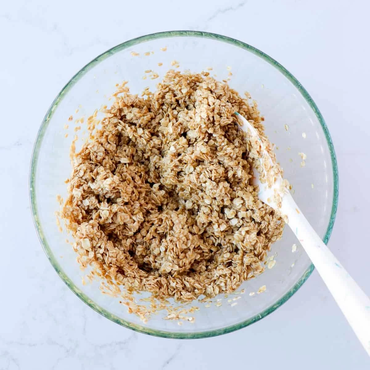 Copycat Starbucks Oat Bars (no-bake)