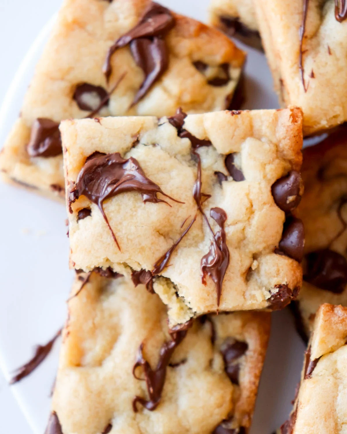 Easy Chocolate Chip Cookie Bars