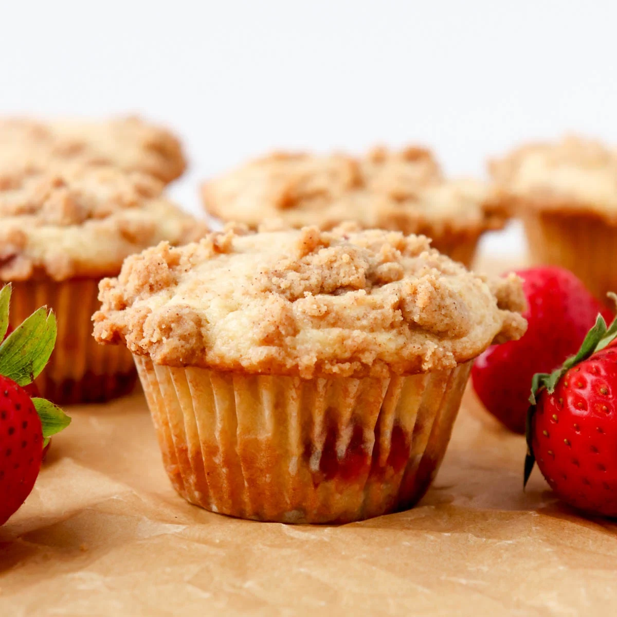 Strawberry Rhubarb Muffins with Streusel Topping
