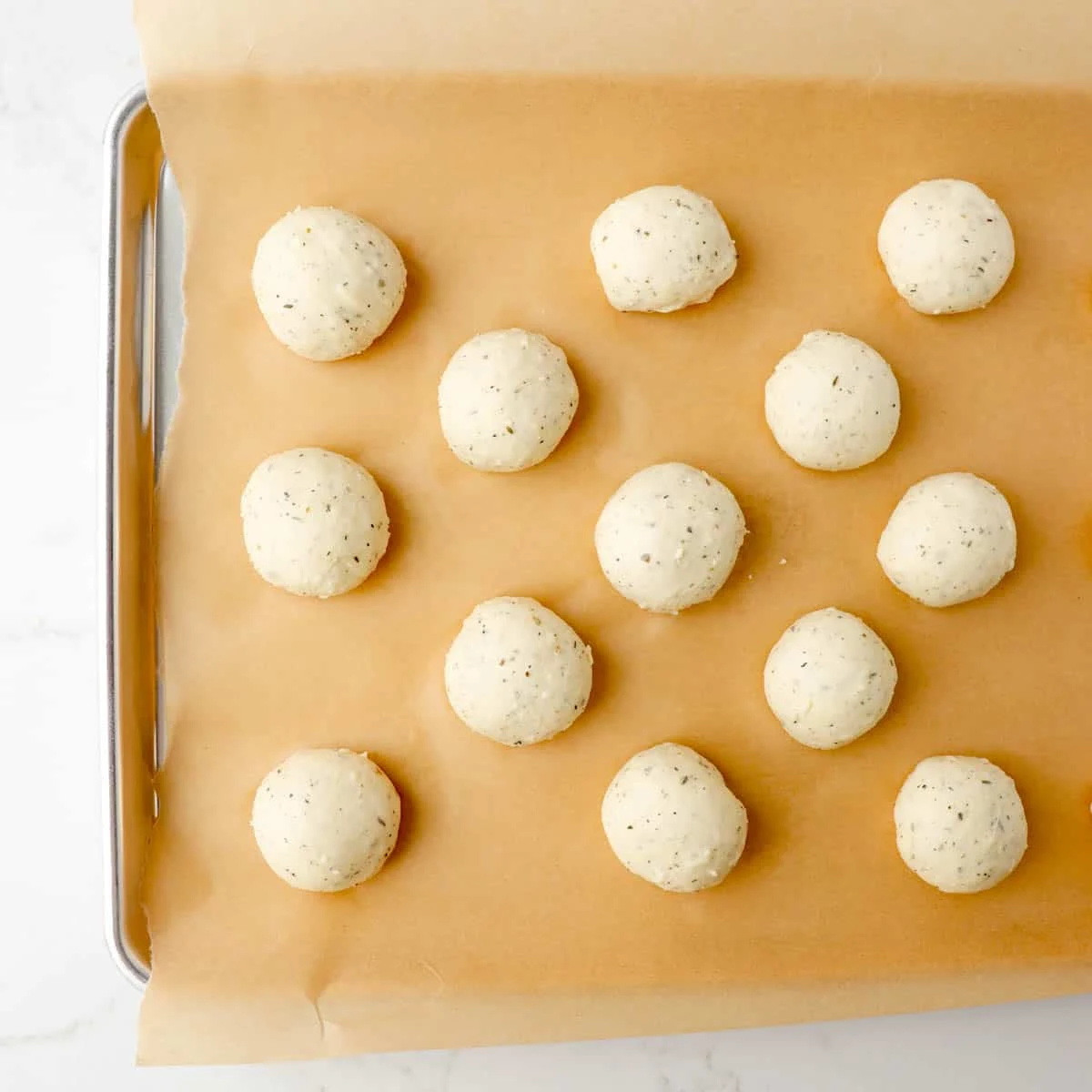 Italian Herb Dinner Rolls