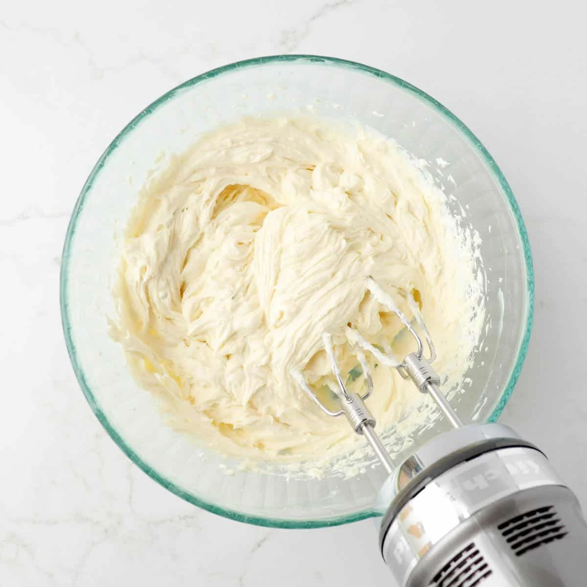 Strawberry Cheesecakes in a Jar