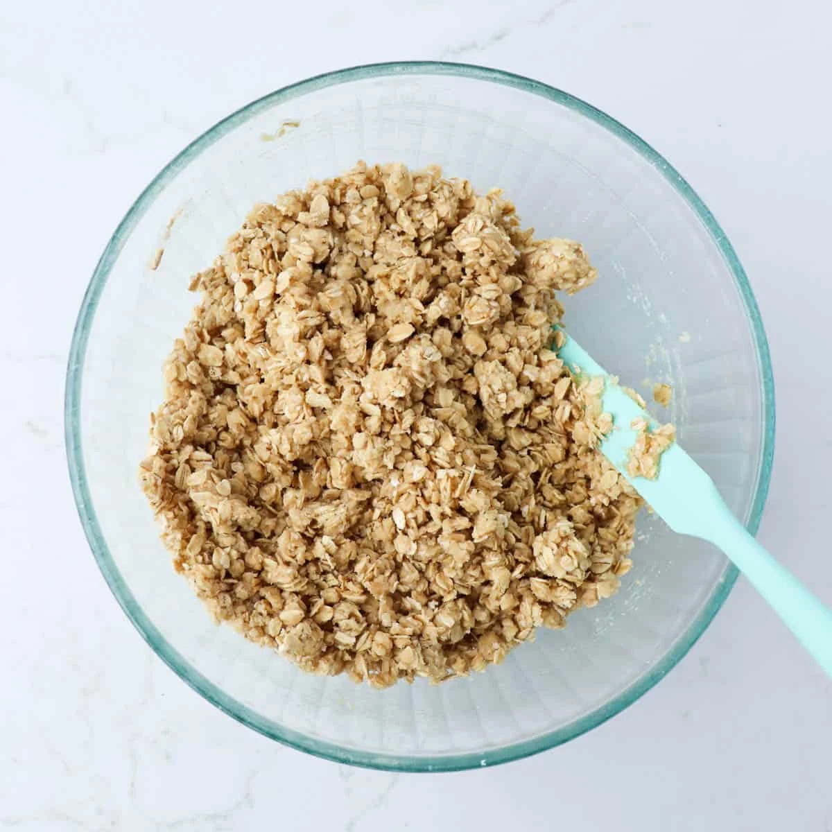 Raspberry Oatmeal Crumble Bars