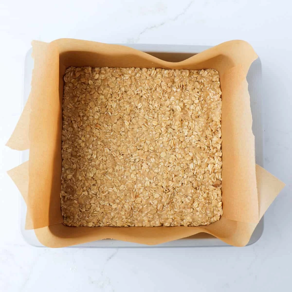 Raspberry Oatmeal Crumble Bars