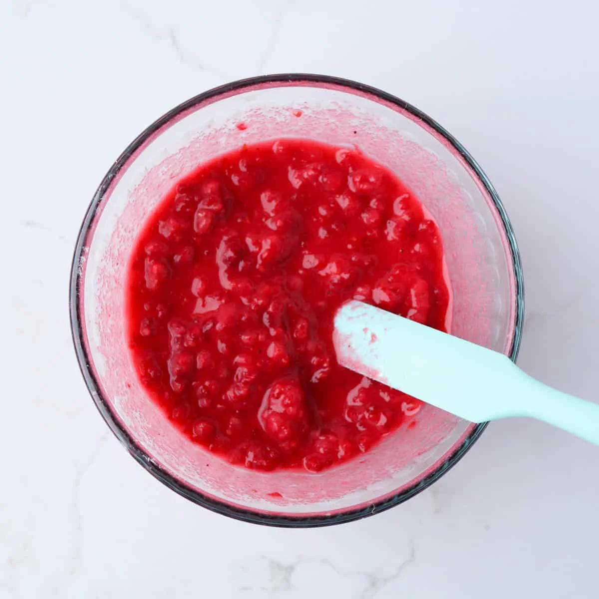 Raspberry Oatmeal Crumble Bars