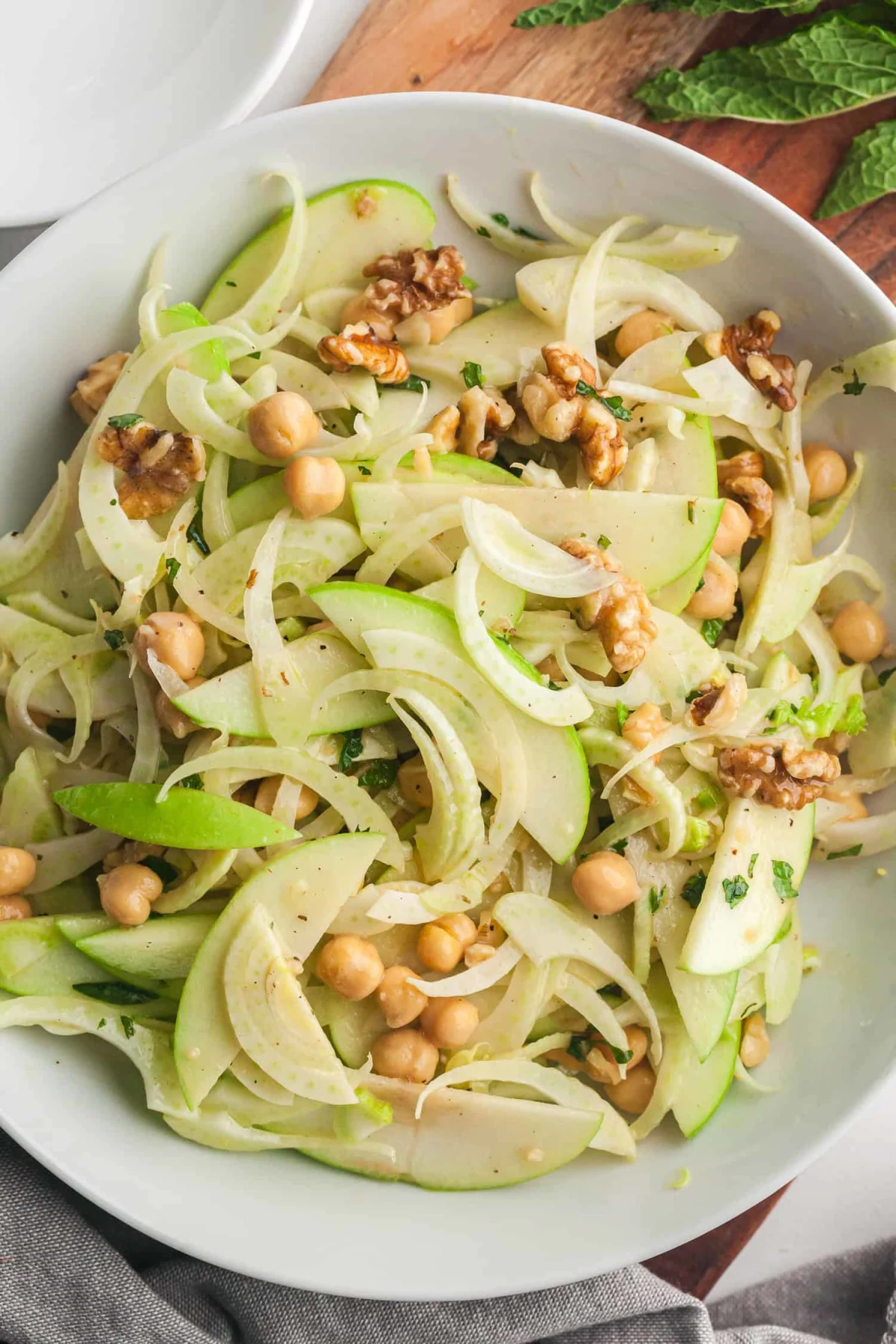 Apple Fennel Slaw
