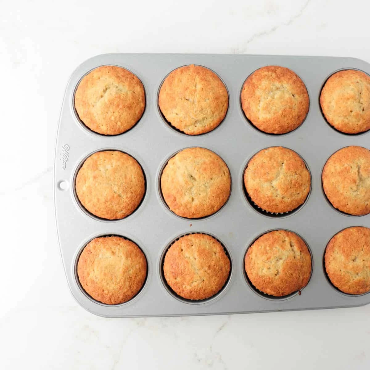 Banana Cupcakes with Chocolate Frosting