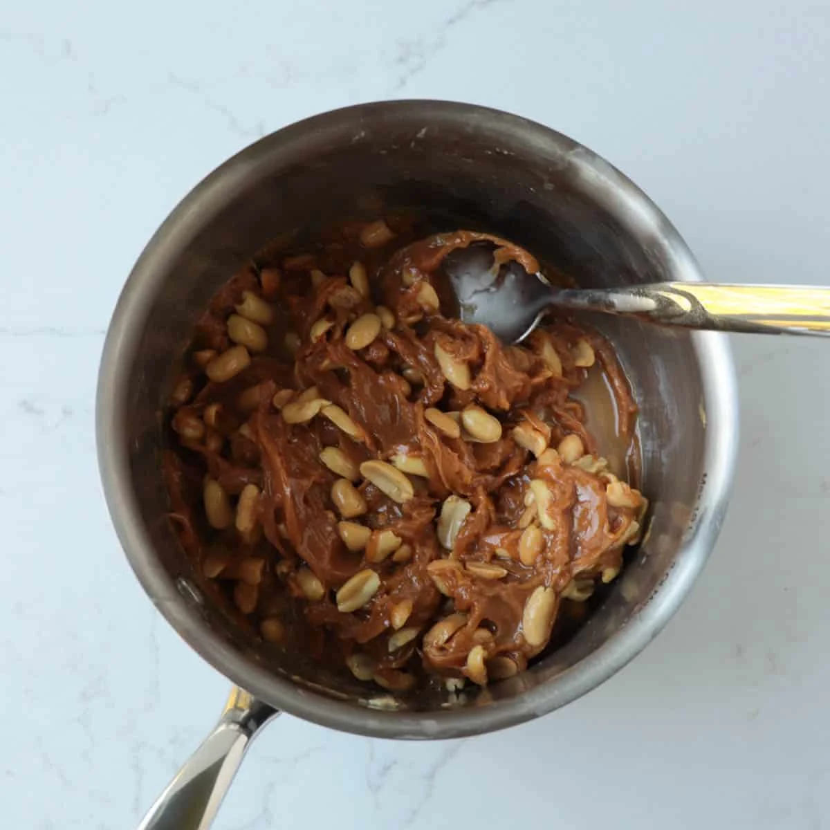 Caramel Peanut Clusters (5 ingredients)