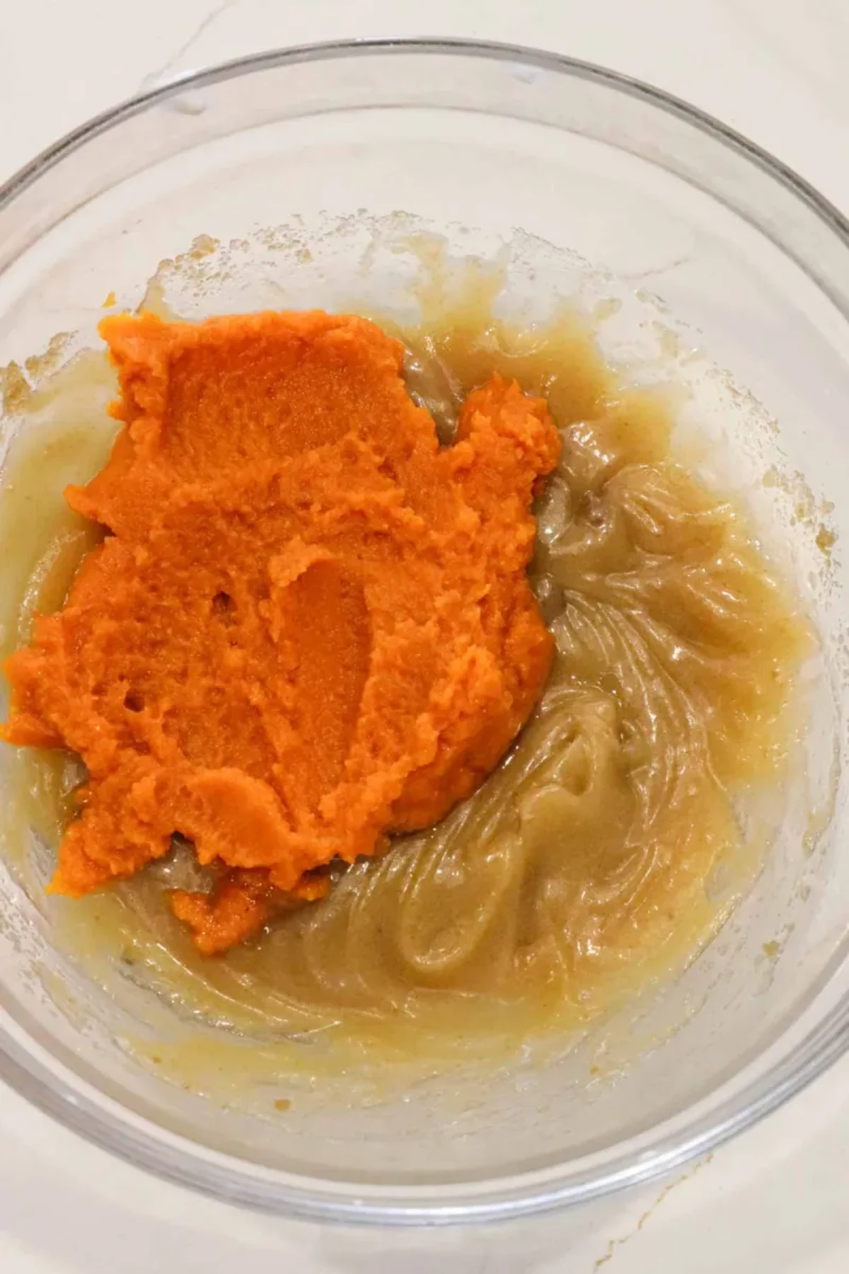 Pumpkin Cupcakes with Cinnamon Cream Cheese Frosting