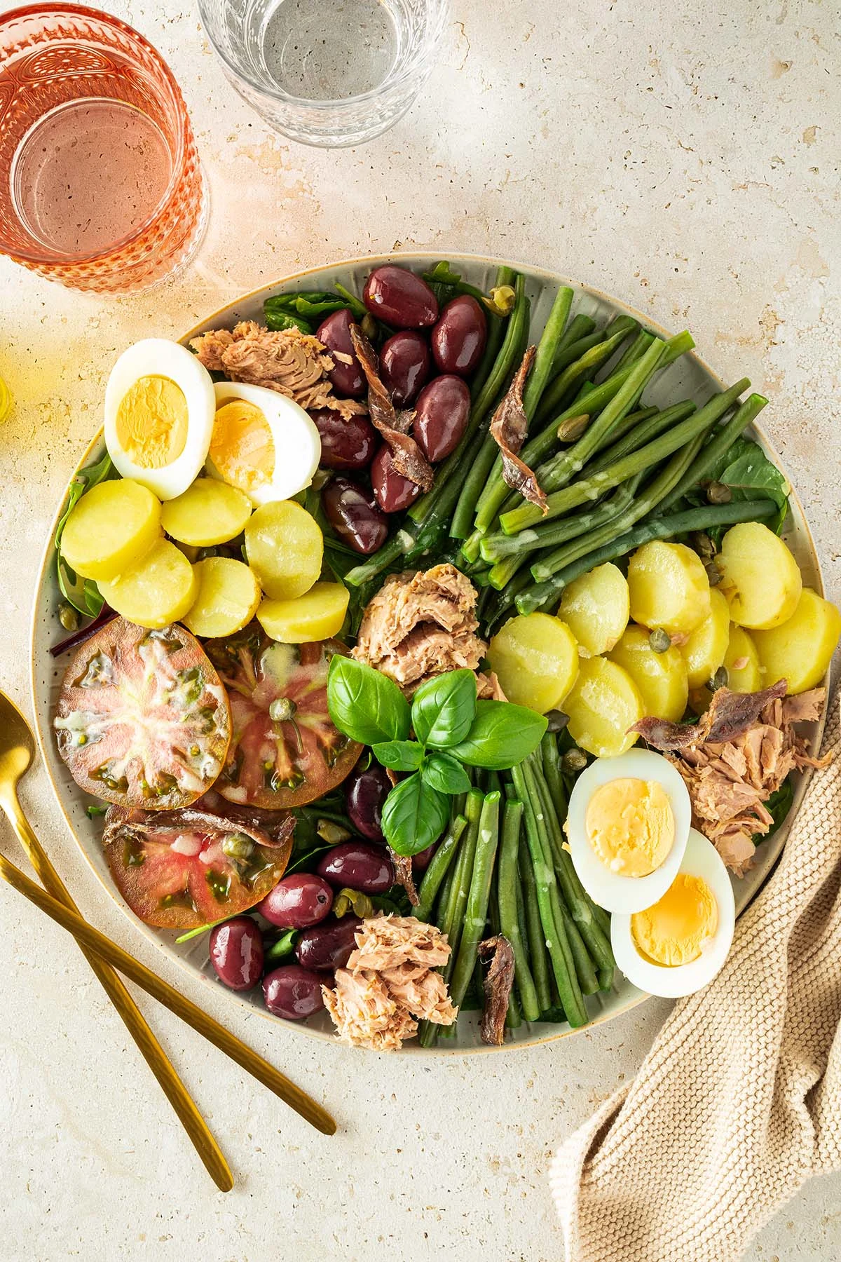 Niçoise Salad with Potatoes