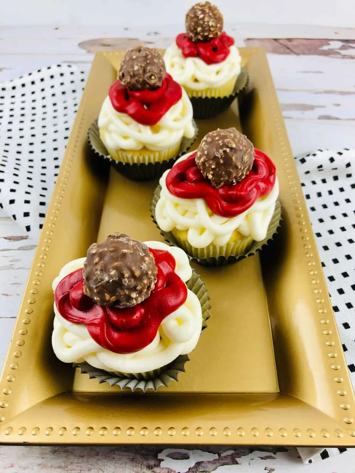 Spaghetti and Meatball Cupcakes